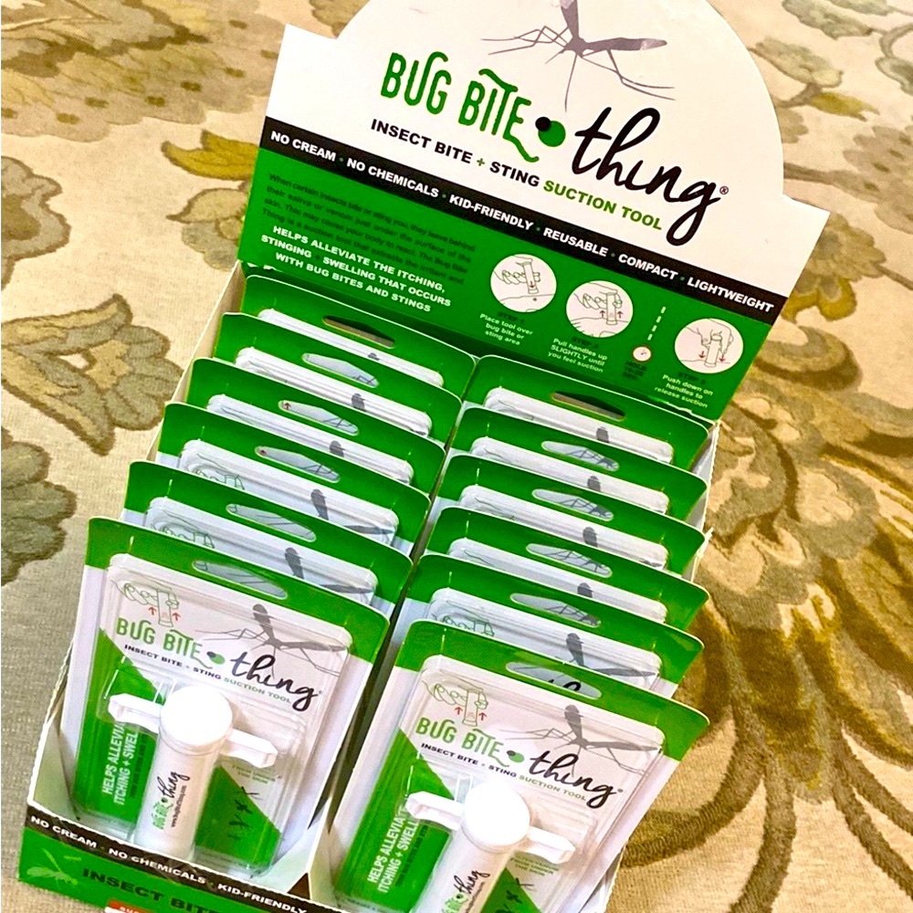 BUG🪳BITE THING WHOLESALE PACK OF 12 + DISPAY BOX/SIGNAGE SHARK 🦈 TANK PRODUCT